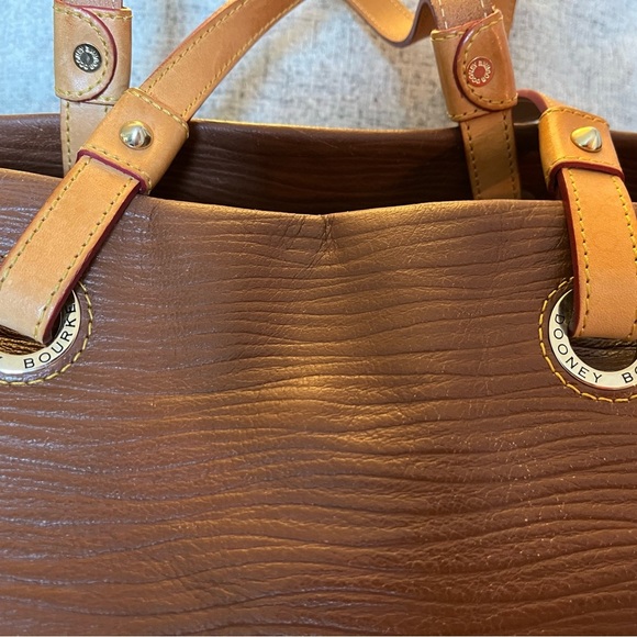 Dooney & Bourke Leather Convertible Large Tote Includes hangtag - Picture 5 of 12